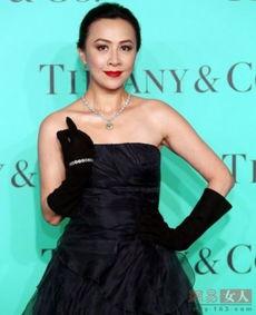 关于香港明星爆料的新闻,揭秘娱乐圈背后真相